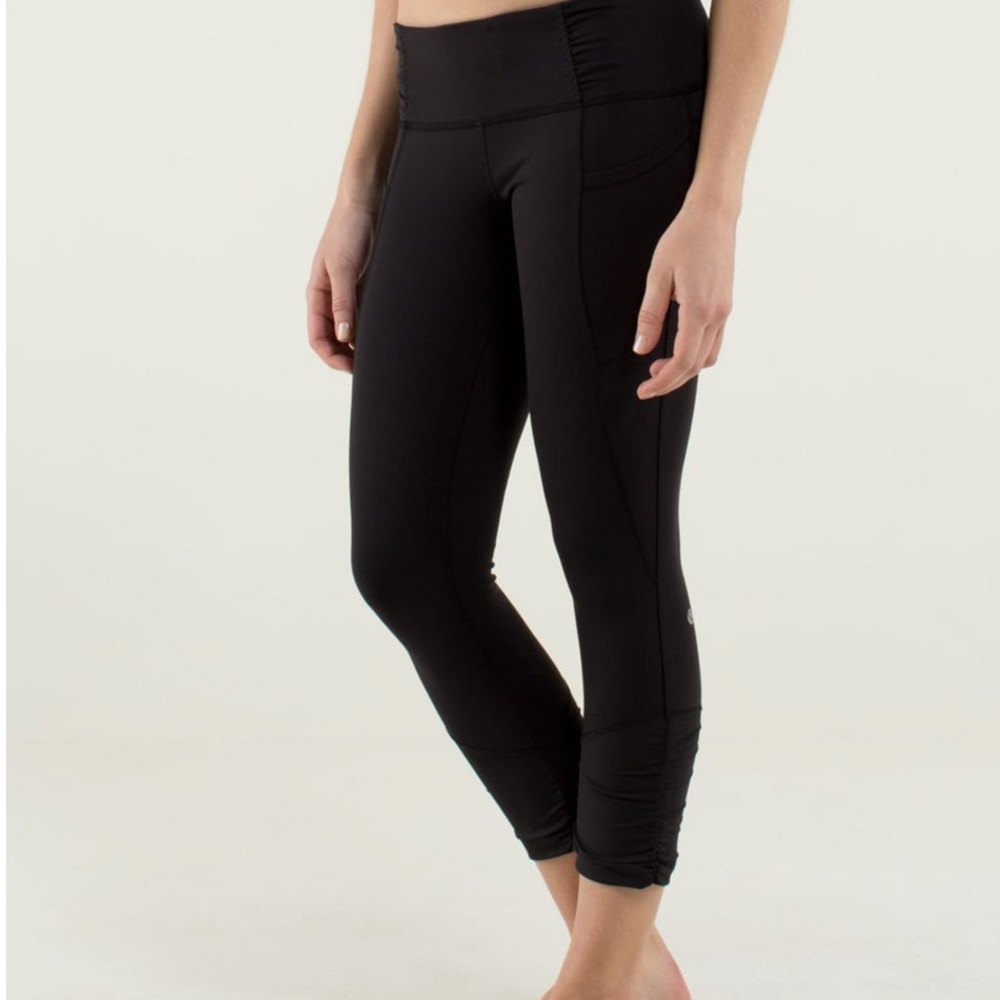 Lululemon Practice Daily Crop, sz 8